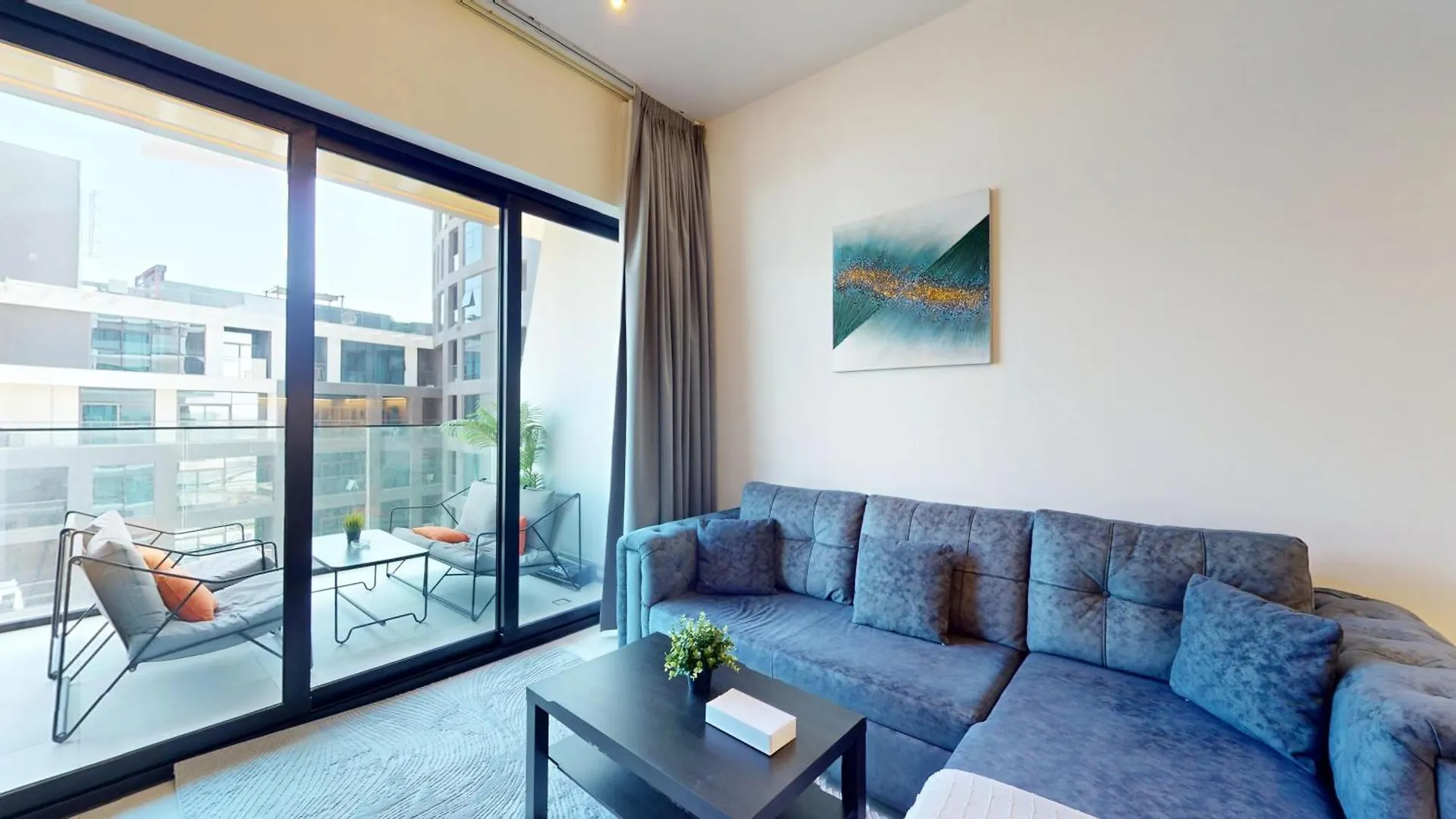 Fam Living Modern Smart Home At Business Bay With Iconic Burj And Canal Views Dubaj 0*,  Spojené arabské emiráty