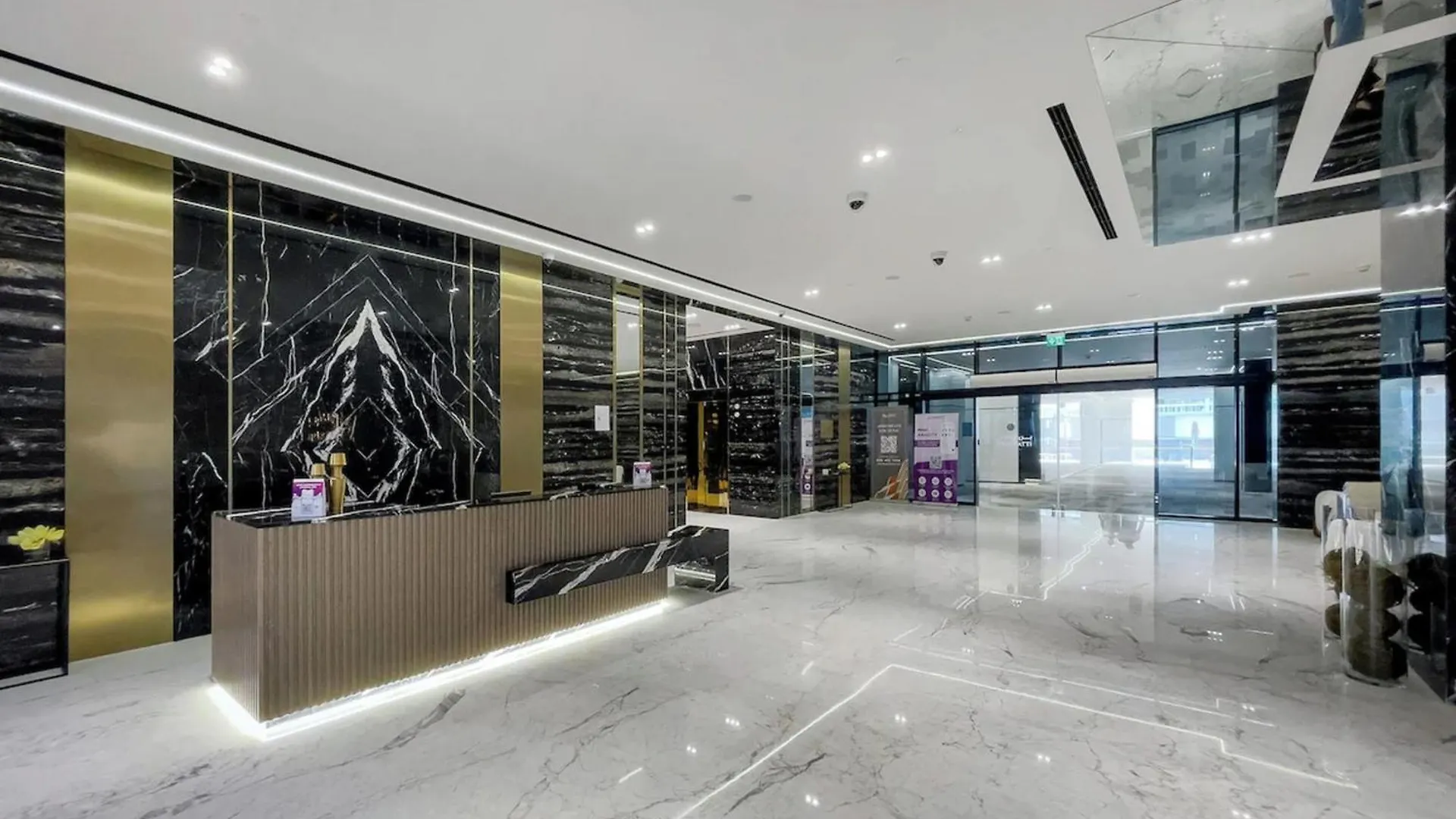 Fam Living Modern Smart Home At Business Bay With Iconic Burj And Canal Views Dubai