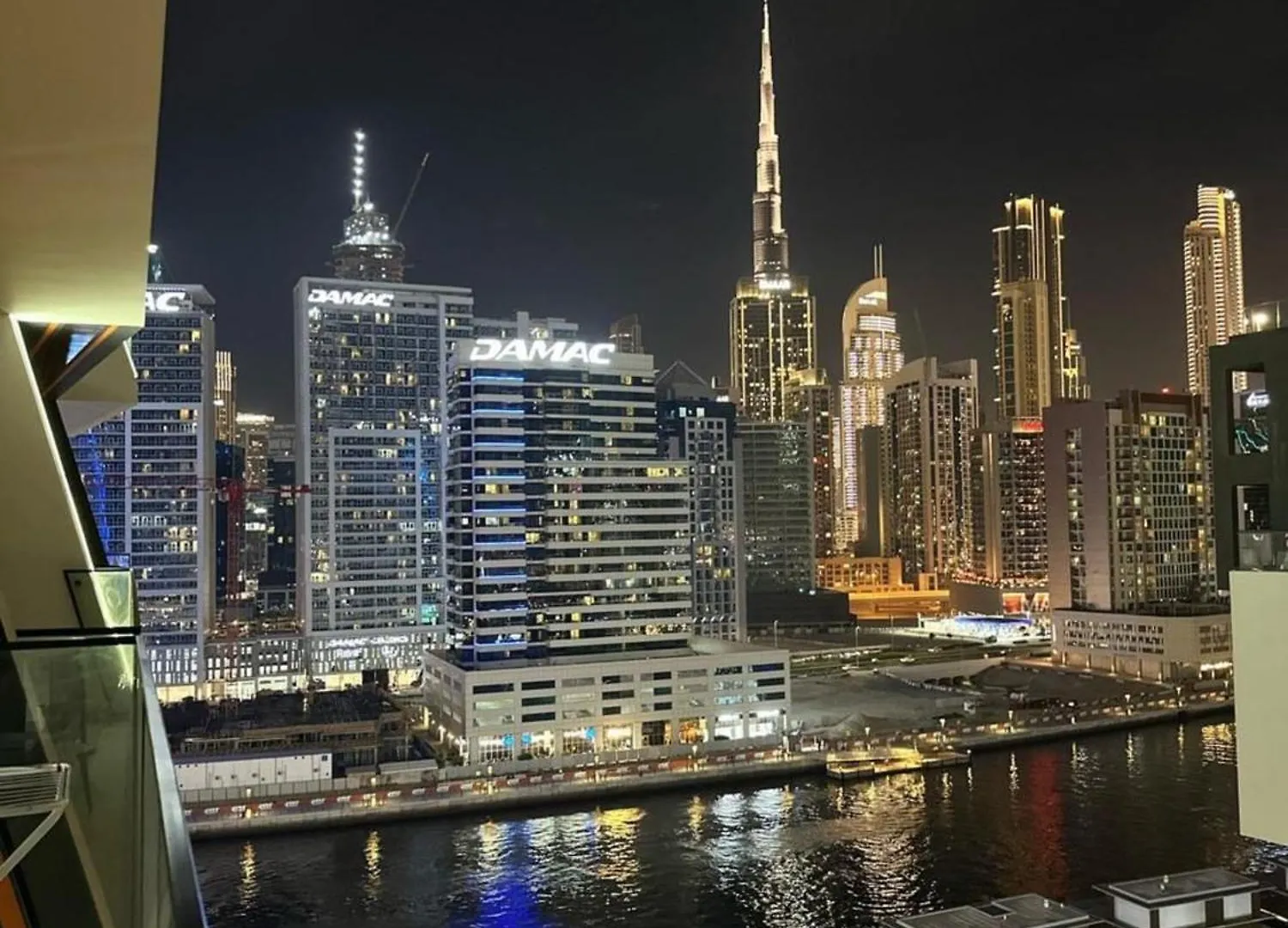 Fam Living Modern Smart Home At Business Bay With Iconic Burj And Canal Views Dubai 0*,